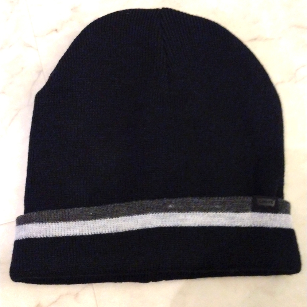Levi's stocking hat.